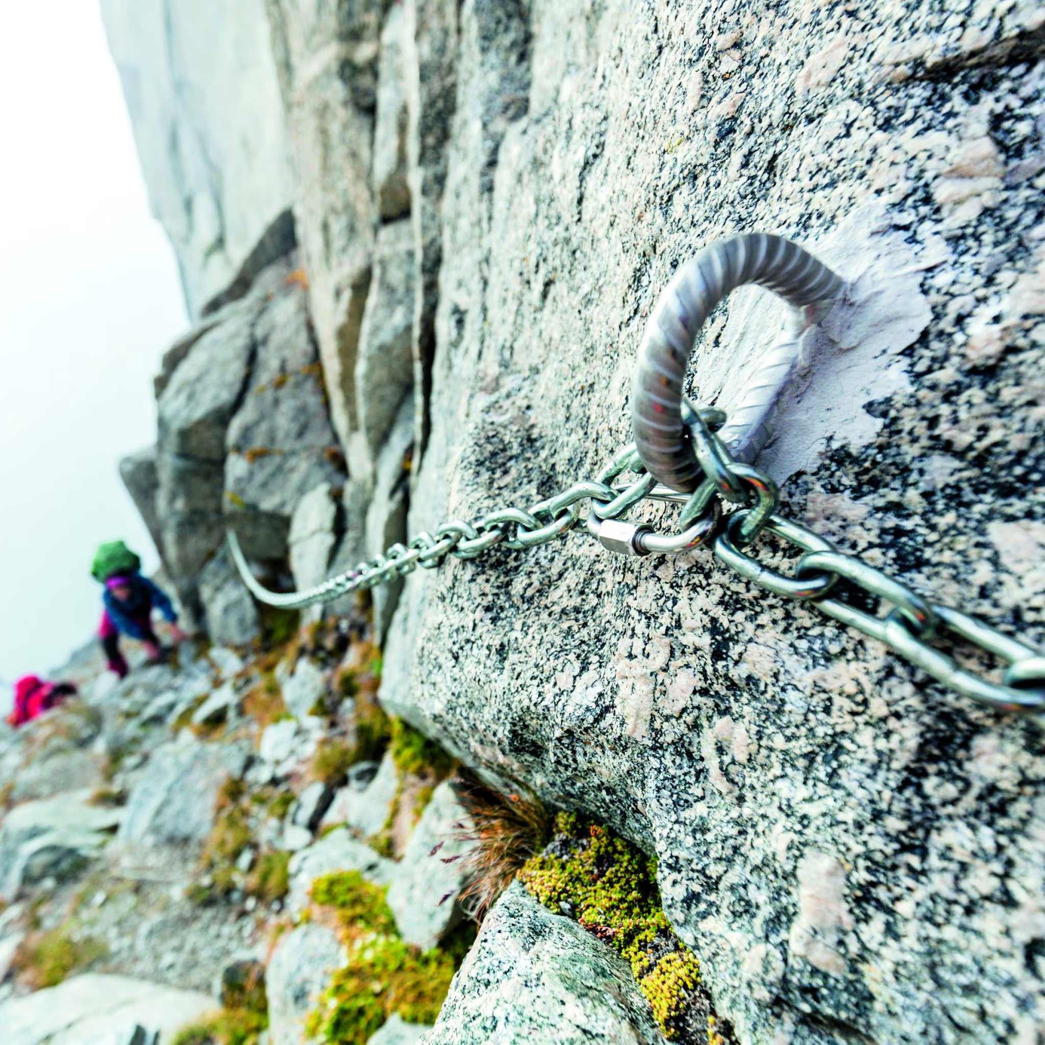 Trekking Alpi Retiche: Il Sentiero Roma e i Giganti di Granito